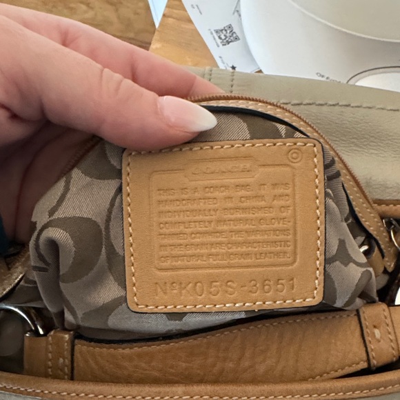 Coach Hobo Bag with COA - Picture 8 of 9